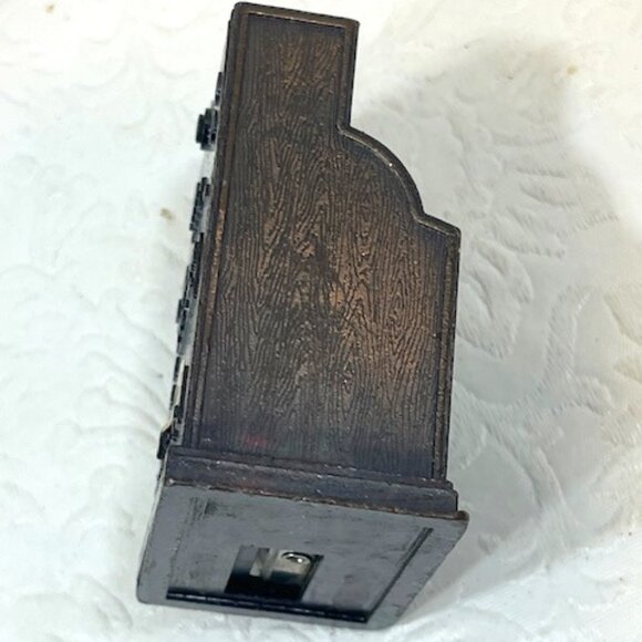 VTG Diecast Metal Toy Mini Pencil Sharpener Slots Machine w/Movable Lever2"x2.5 - Picture 9 of 11